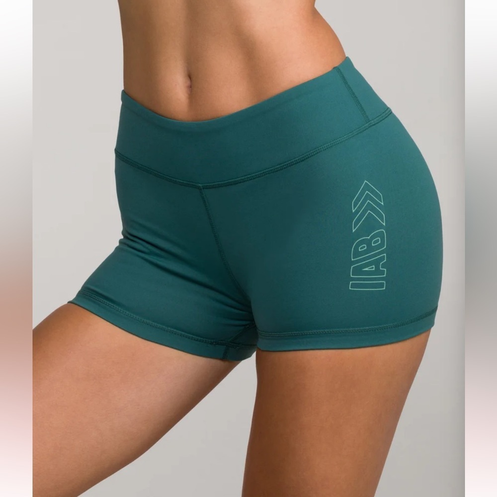 NWT IAB 3-INCH NO-RIDE‎ MALLARD GREEN ARROWS L